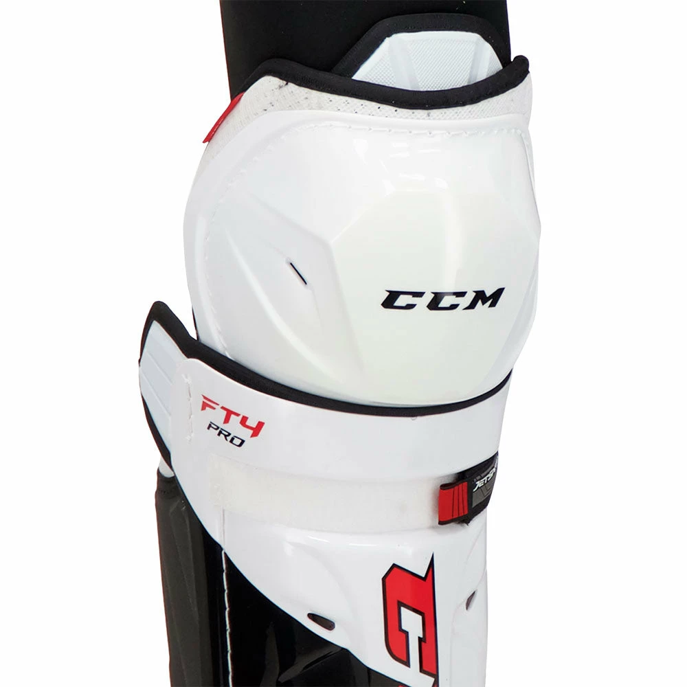 CCM JETSPEED FT4 PRO SENIOR HOCKEY SHIN PADS - Image 3